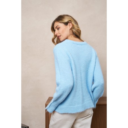 Pull Doux Boutons Nacrés – Élégance et Confort