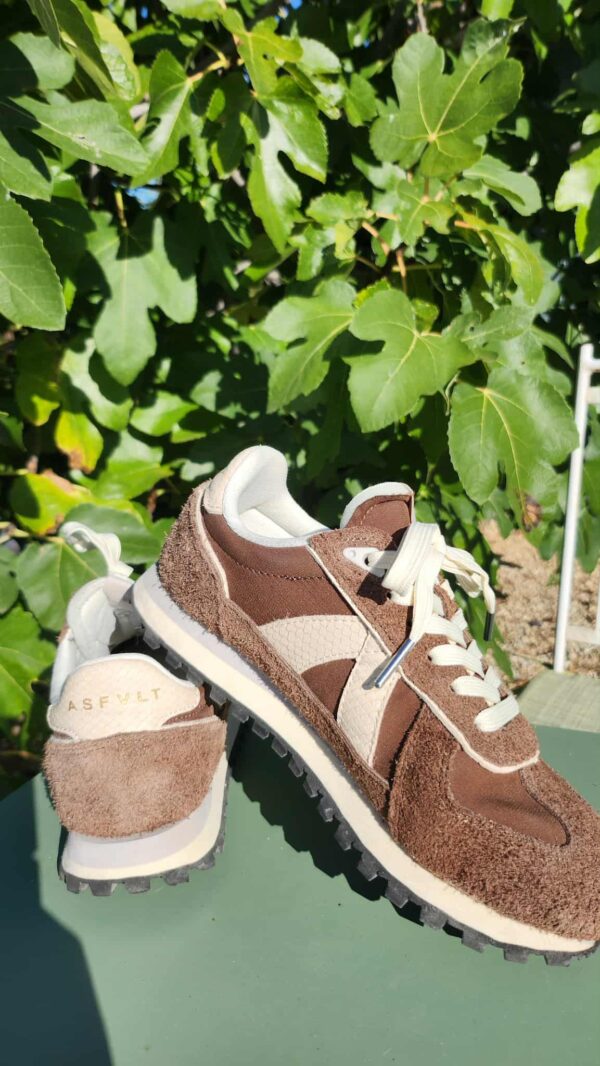 GATE BROWN /TAN/GOLD