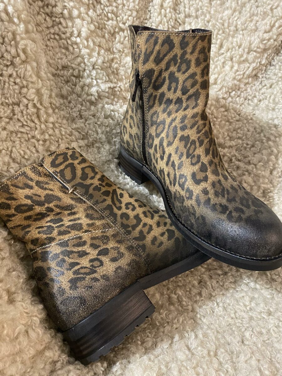 AMANVILLERS LEOPARD COGNAC – Image 8