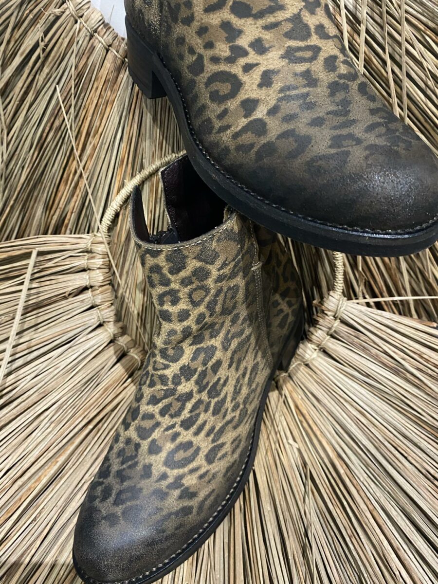 AMANVILLERS LEOPARD COGNAC – Image 12