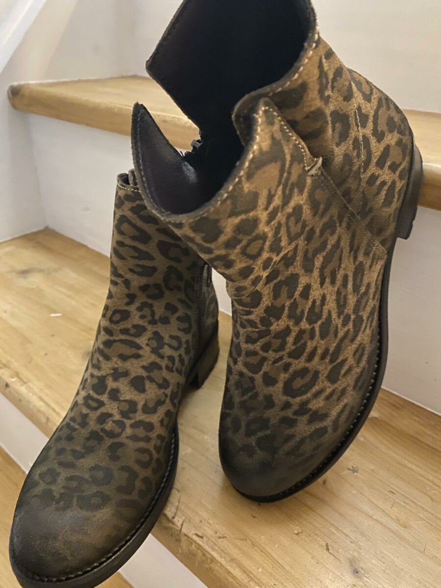 AMANVILLERS LEOPARD COGNAC – Image 11
