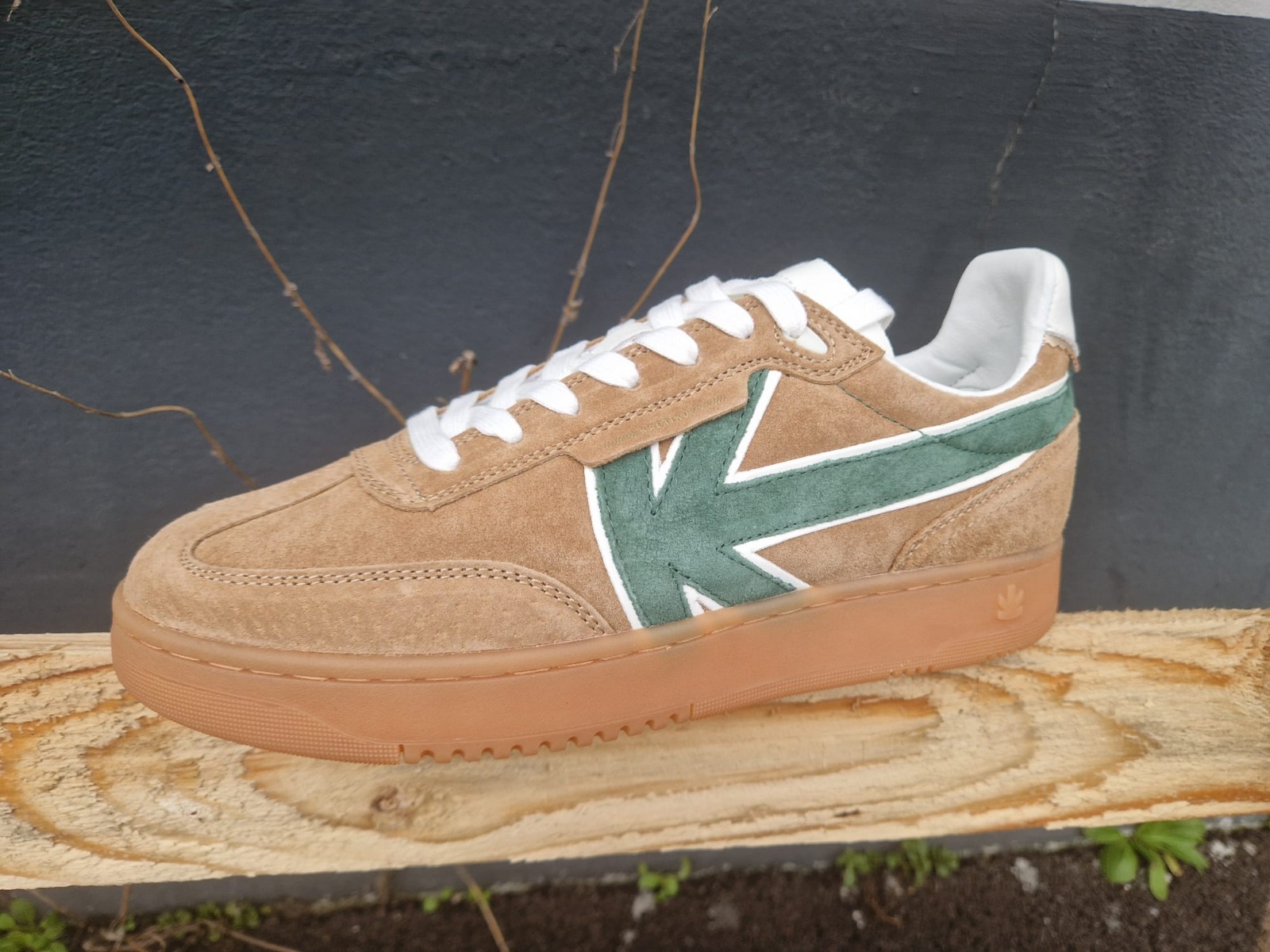 Baskets KAOTIKO Boston V Suede Wood – Image 2