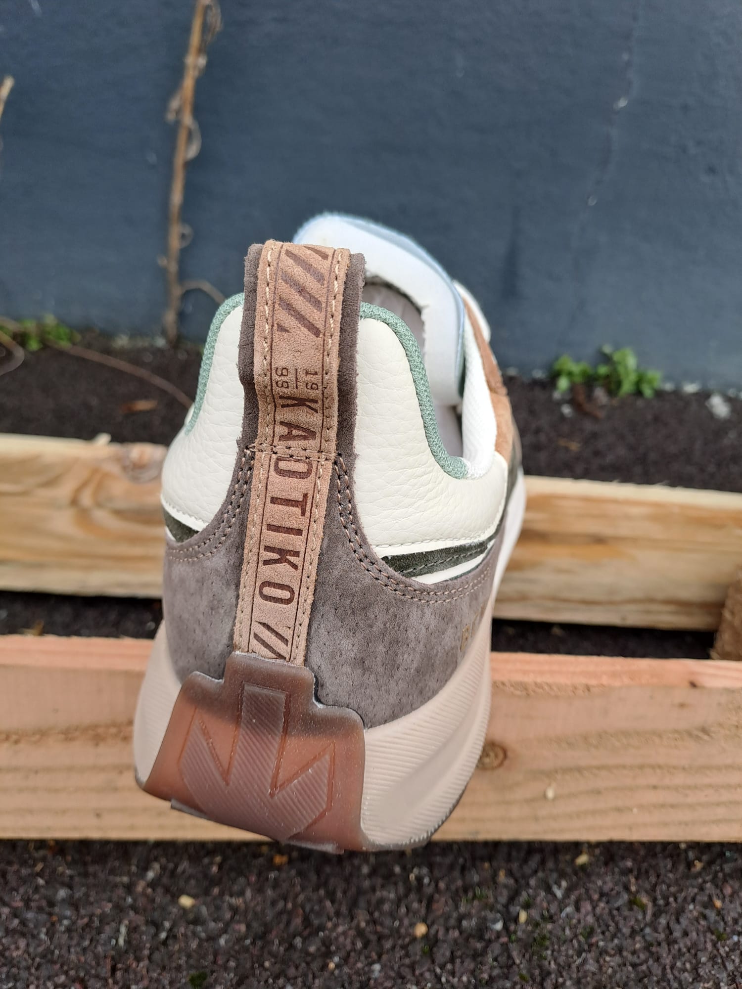 Baskets KAOTIKO Vancouver Wood Marron et Bleu – Image 4