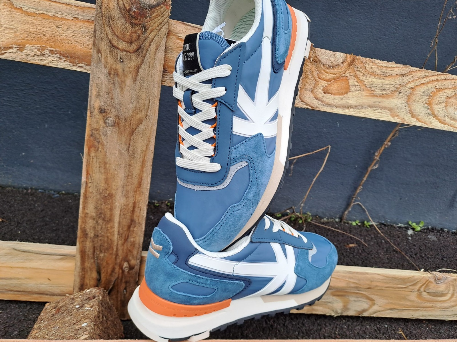 Baskets Homme KAOTIKO Vancouver Wood Orbit Indiguo – Image 3