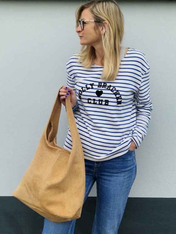 sac cabas en cuir couleur camel, large et spacieux.