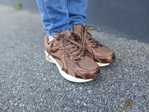 Basket ASFVLT City Run chocolat silhouette dad-runner