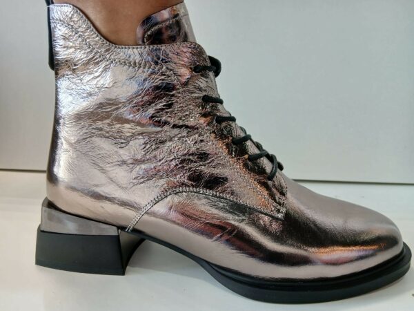Bottine Metamorfose Bairong plomb metallise a lacets et zip
