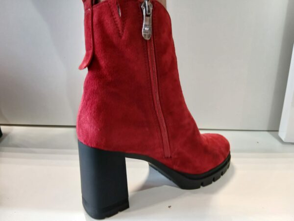 Bottine Metamorfose Bangers en daim rouge a semelle crantee - vue 2
