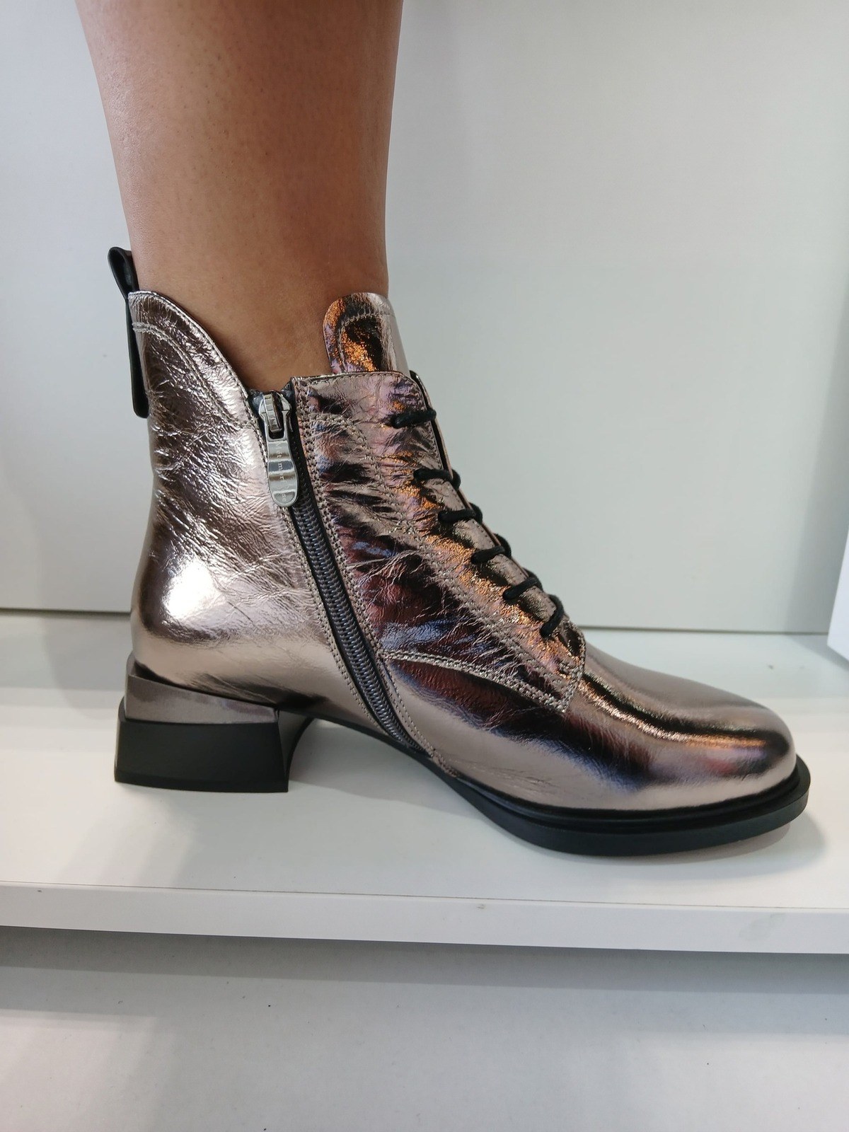 Bottine Metamorfose Bairong plomb métallisé à lacets et zip - vue 3